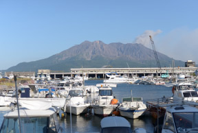 kagoshima city tenmonkan tourist visitor information guide hotel